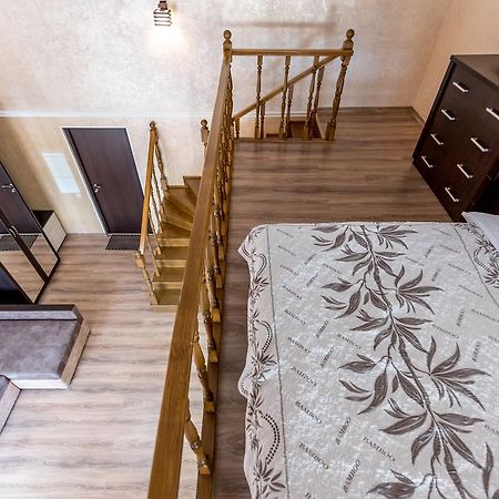 Studio Apartment In Center Of Odesa Eksteriør billede