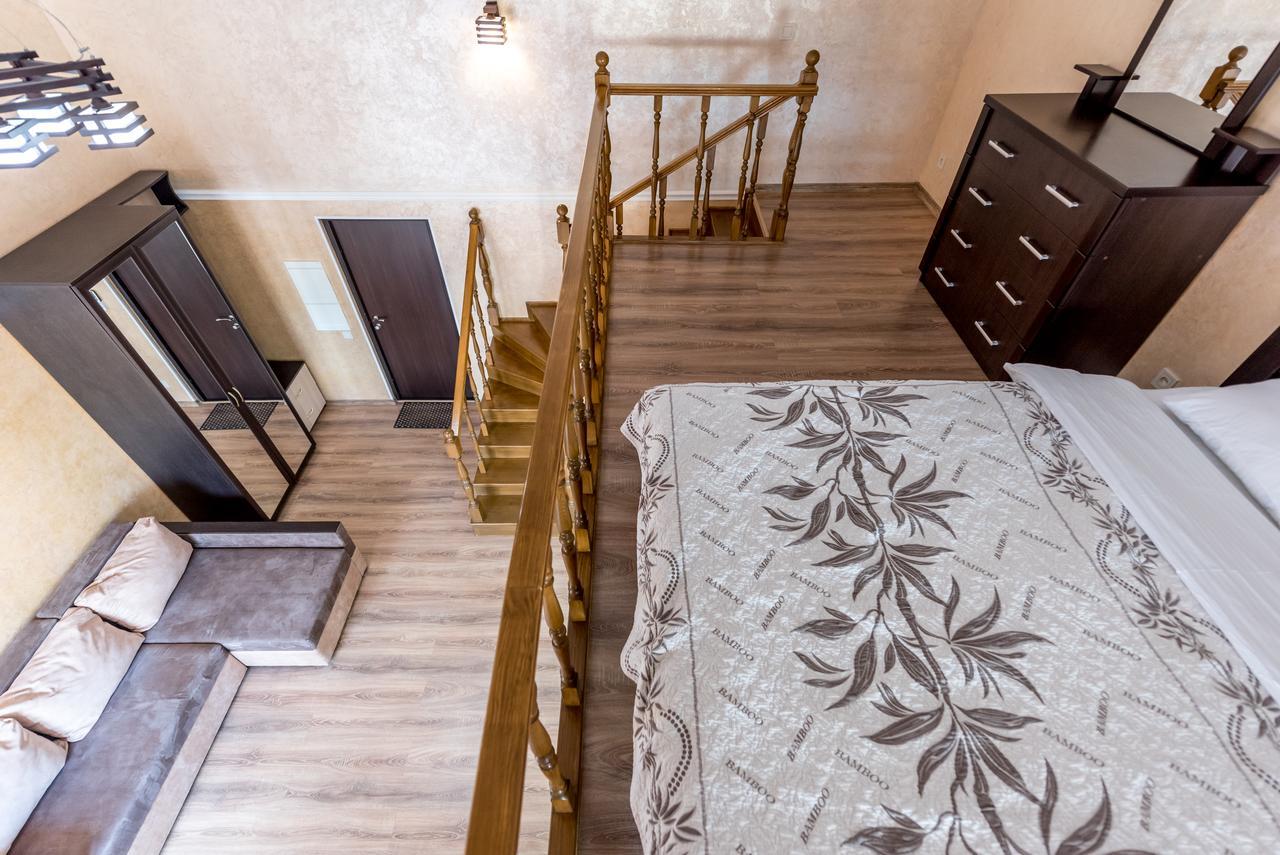 Studio Apartment In Center Of Odesa Eksteriør billede